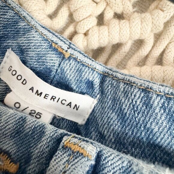 Good American Raw Hem Straight Leg Jeans – High Rise – Size 25 – GUC - Picture 6 of 7